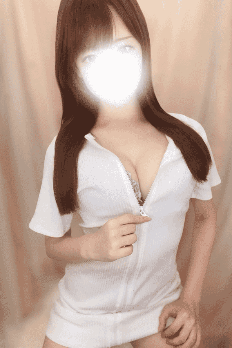 西村まりな